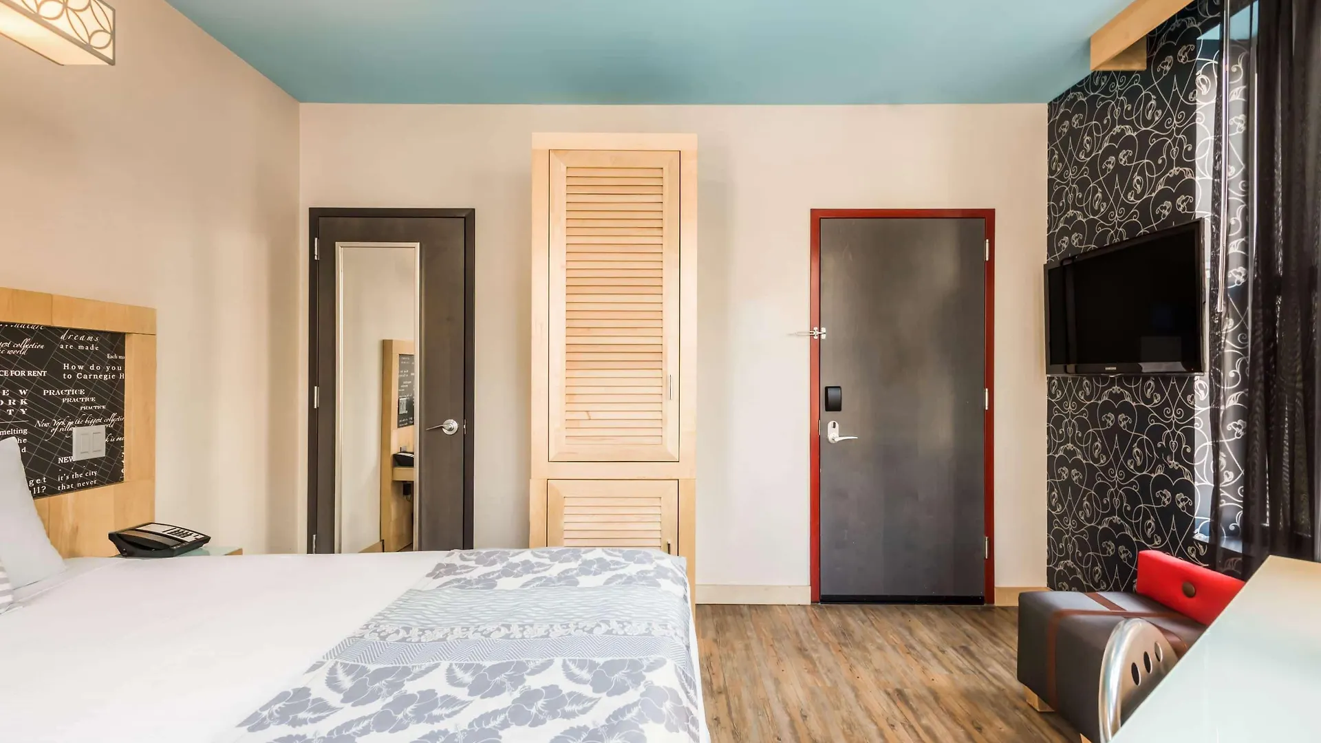 Tryp By Wyndham New York City Times Square - Midtown Hotel