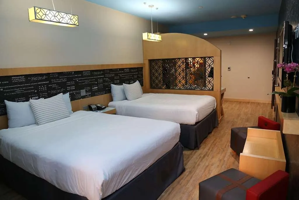 Tryp By Wyndham New York City Times Square - Midtown 4*,